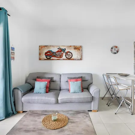 Sunny Halley Apartment